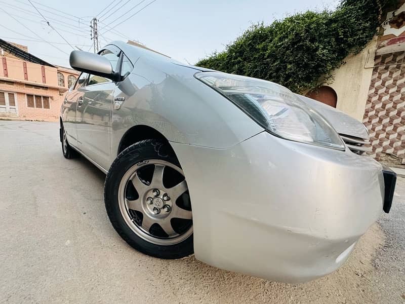 Toyota Prius 2011 4