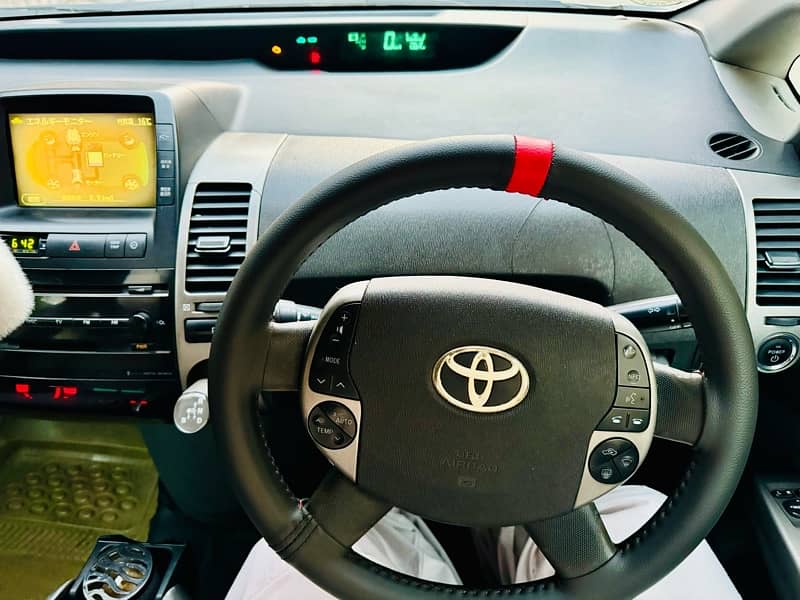 Toyota Prius 2011 9