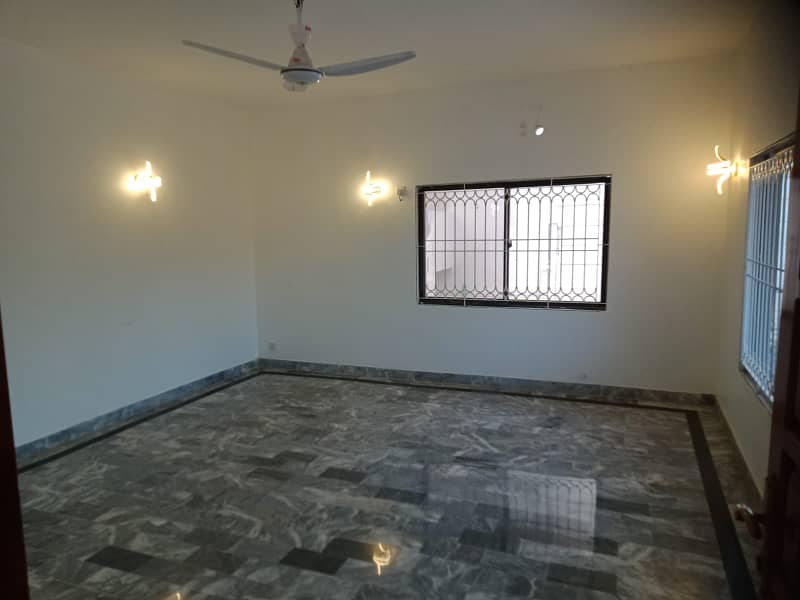 Defence DHA phase 5 banglow 500 yards full renovated 5 bed D D available for rent 13