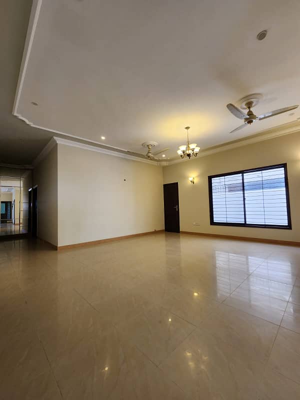 Defence DHA phase 5 banglow 500 yards full renovated 5 bed D D available for rent 19