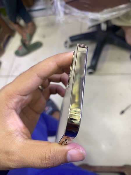 iphone 12 pro pta Approved 4