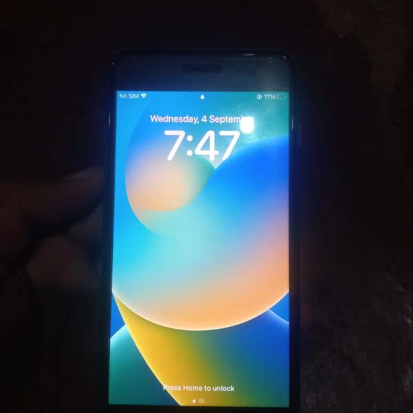 I phone 8 plus non pta water pack 64 Gb all janion  03294149422 1