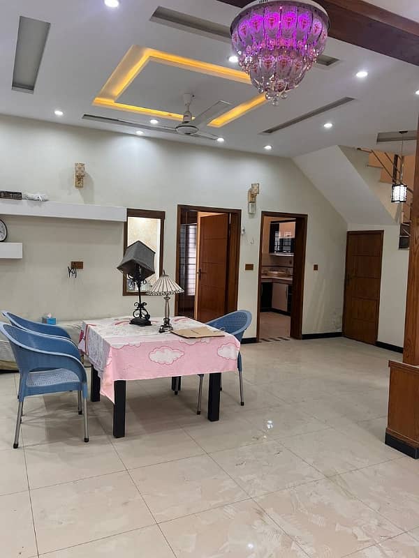 6 MARLA LIKE NEW HOUSE AVAILEBAL FOR RENT IN BAHRIA TOWN LAHORE 11