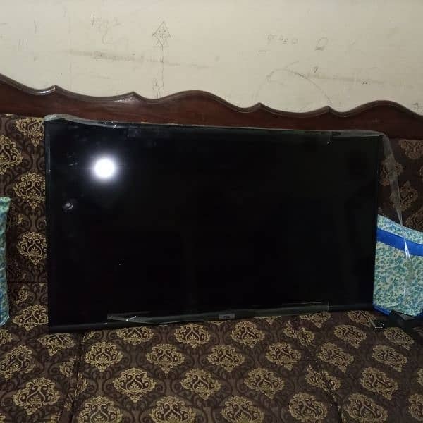 LED android 40 inches 3