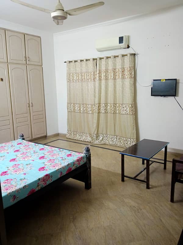 Fully Furnished standard Size Furnished Bedroom Available For Rent 2