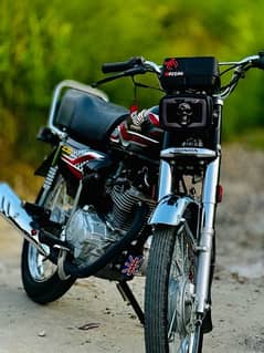 Black edition Honda CG125