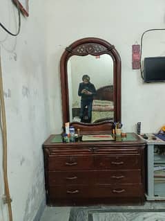 Pre-Loved Dressing Table Ready For its New Home