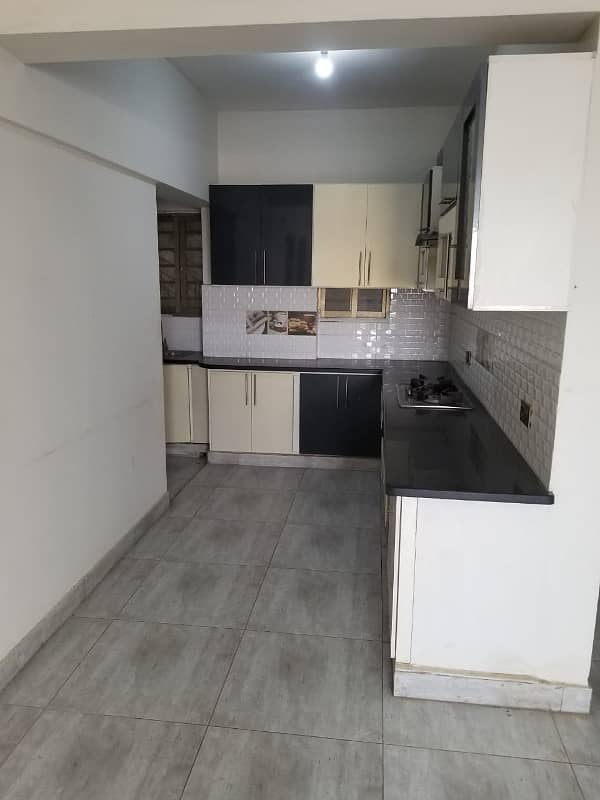 3 BED DD FLAT FOR SALE IN GULSHAN E IQBAL BLOCK 13-D2 7