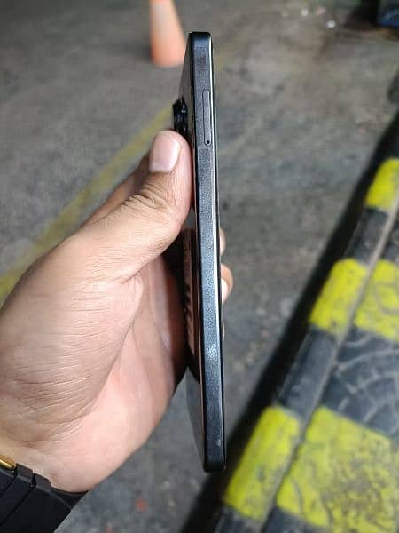 Redmi note 13 pro 12 GB 512 GB 10 BY 10 5