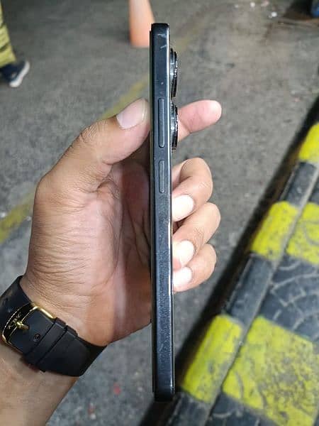 Redmi note 13 pro 12 GB 512 GB 10 BY 10 6