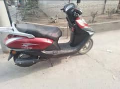 united ki Scooty h plz chaska parti s mazrat