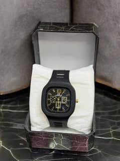 square dial watch for man