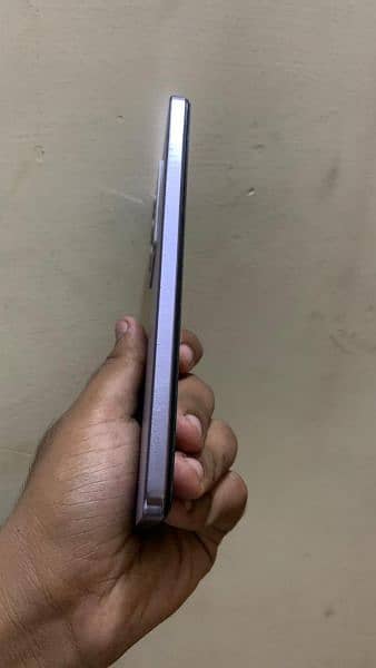 Vivo v27e  urgent for sale 3