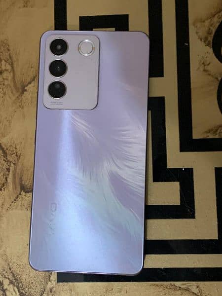 Vivo v27e  urgent for sale 4