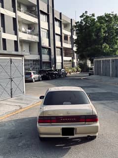 Toyota Corolla GLI 1998