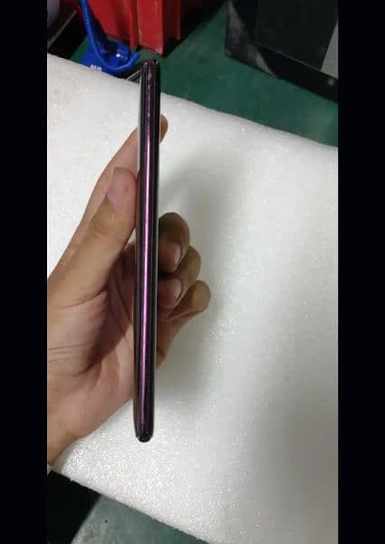 sony Xperia xz3 condition 10/10 signal issue my WhatsApp 03017545215 2