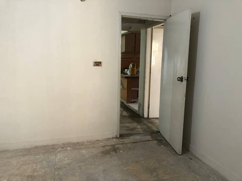 Flat For Sale In Gulshan-E-Iqbal Block-13/D-2 23