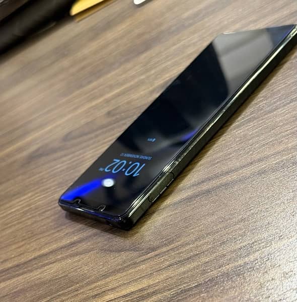 SONY XPERIA 1 ll 4