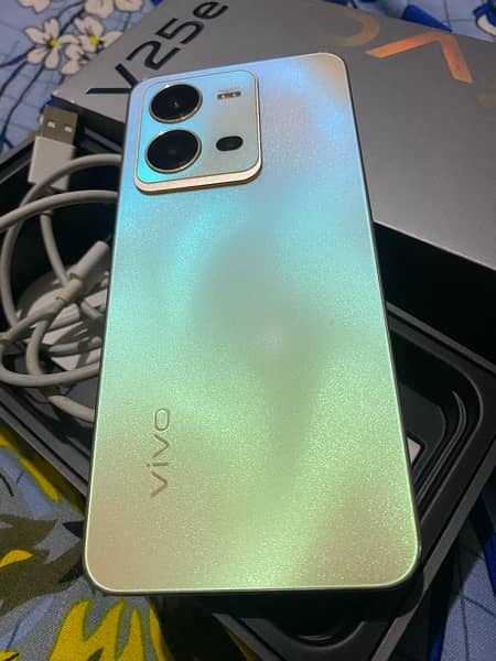 Vivo V25 e 1