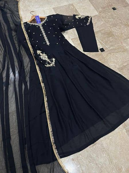 Embroidered Long Maxi With Lace Work Dupatta Trouser 3Pcs 1