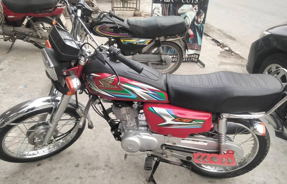 Honda CG 125 2023 3