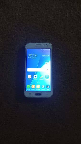 Samsung j200 0