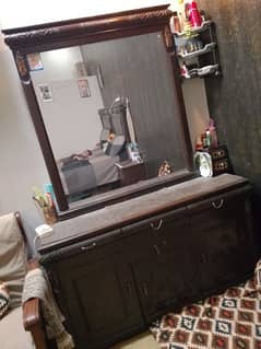 dressing table