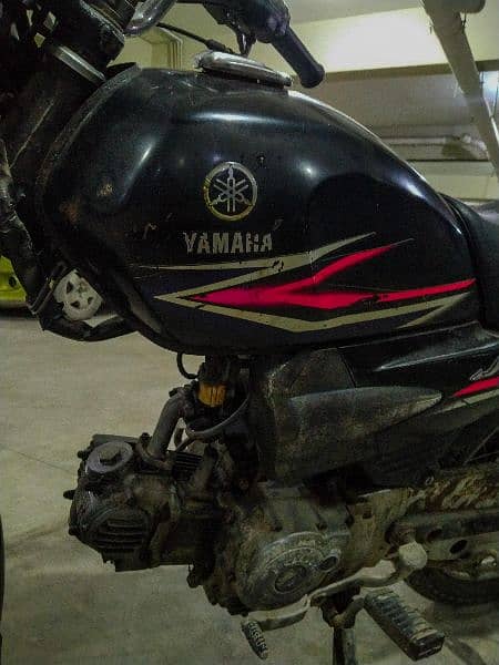 Yamaha Junoon 100cc 3