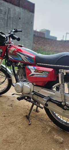 honda. 125.2023 madal 0