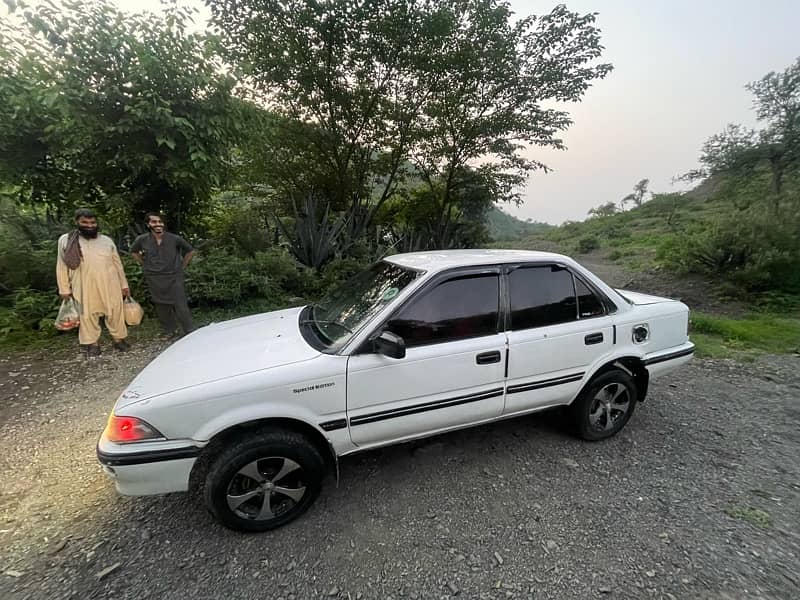 Toyota Corolla KE90 1988 12