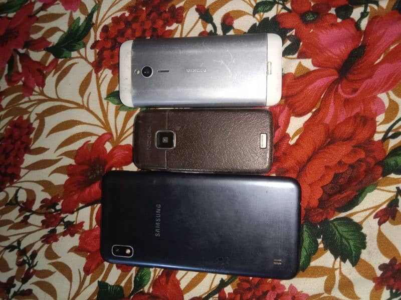 SAMSUNG galaxy a10 3gb 64gb , Nokia 230,nokia E65 2