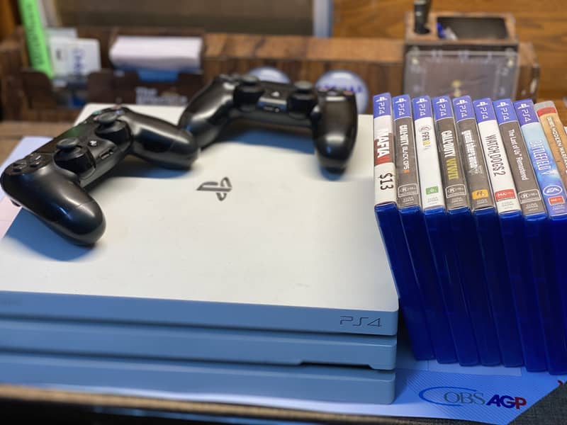 PS4 Pro 1 TB 3