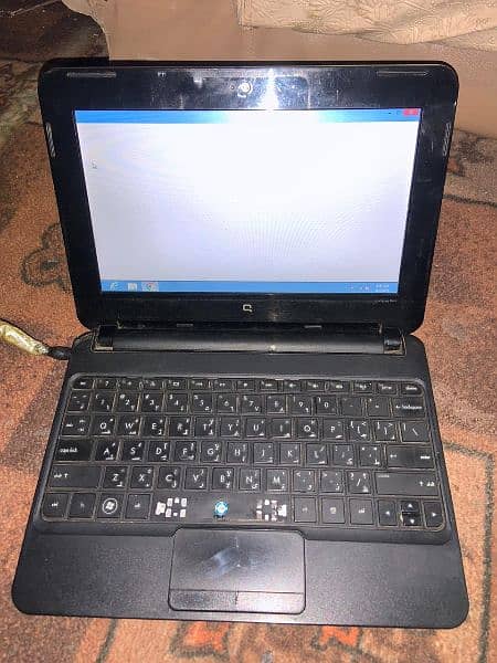 Hp Compaq laptop for sell 1gb 120gb with charger window 8 install 6