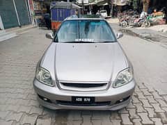 Honda Civic Oriel 2000