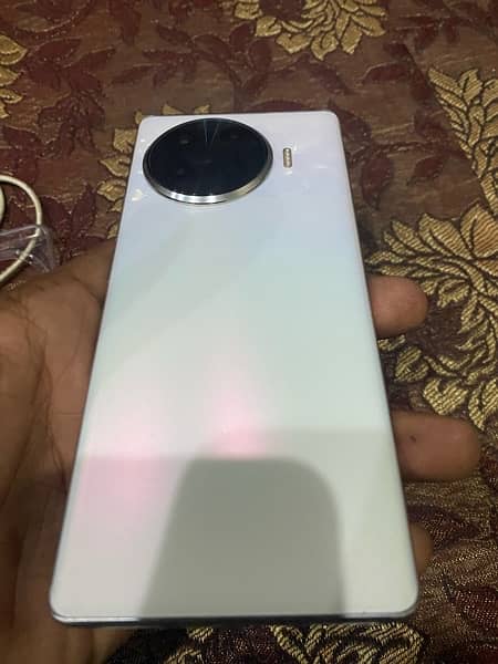 tecno spark 20 pro plus 3