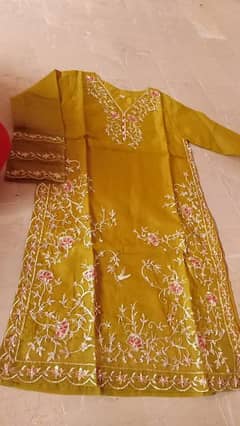 handwork dress medium size