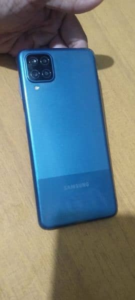 samsung A12 4/128 2