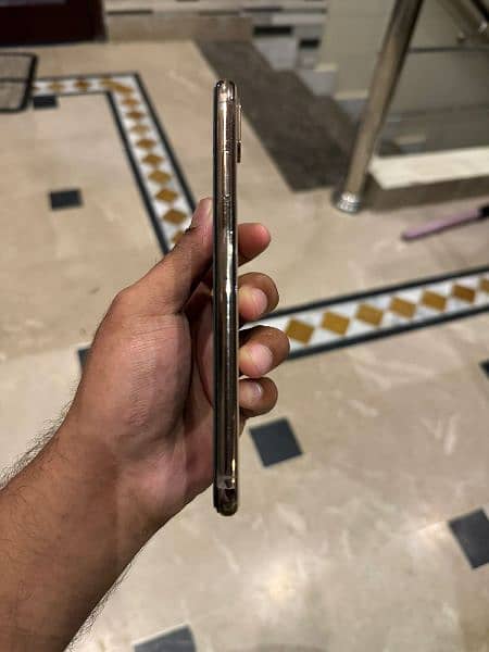 I phone xs max 64 gb NON pta 2