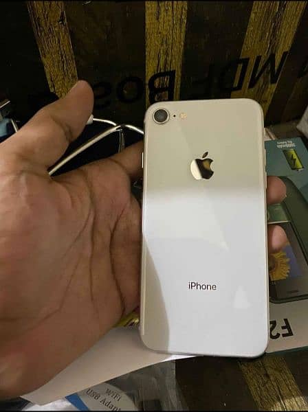 iPhone 8 NONPTA anda piece phone 10/10 4