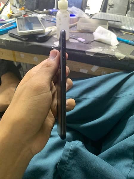 iphone 7 128 gb pta approved 4