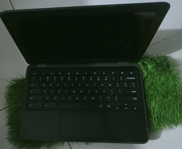 Dell 3180 Chrome Book Touch Screen 3