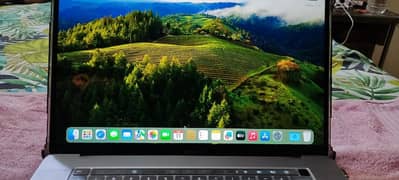 MacBook Pro (16-inch, 2019) -A-2141 just Like New