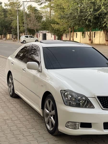 Toyota Crown 2006 3