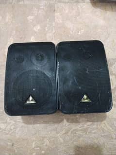 behringer studio monitor speaker like krk Yamaha Sony