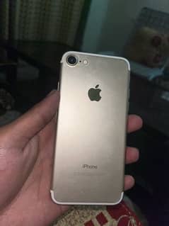 iphone 7 PTA Proved 32GB 10/8.5 condition