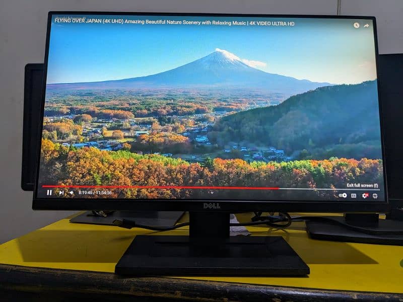 Dell 24 inch borderless monitor 3