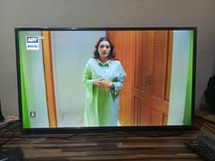 Haier 32 " LED TV || 10/10 condition