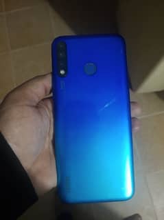 Tecno Spark 4 0