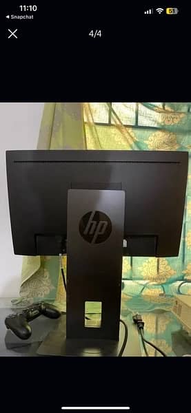 HP borderless led / gaming monitor with hydraulic adjustable stand 1