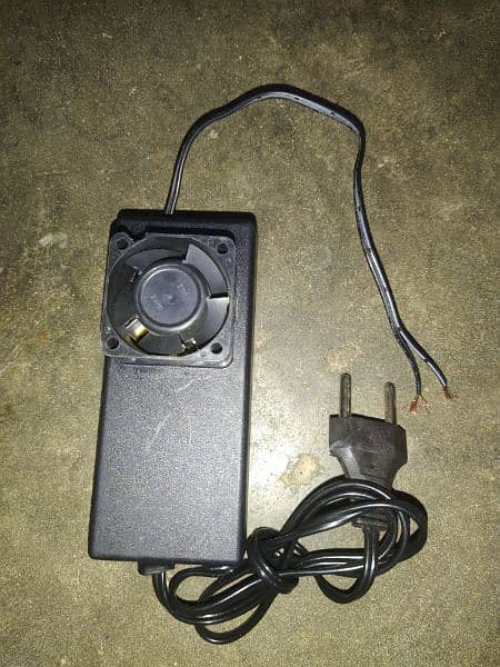 12v DC  supply for fan and room cooler 3